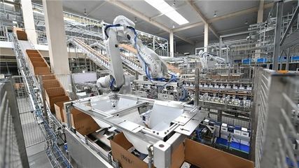 蒙牛两会献策 “五大举措”培育新质生产力 助力乳业高质量发展